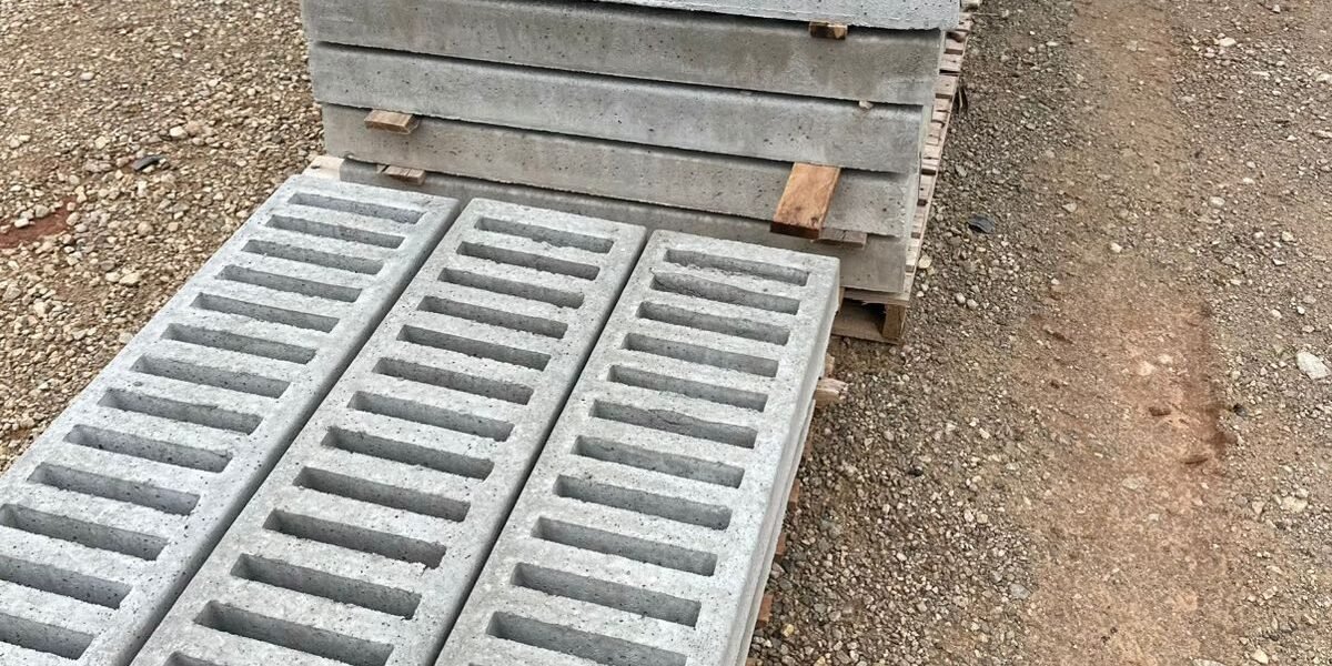 e5cb411f-a7d5-4c98-9055-1720633cebc2